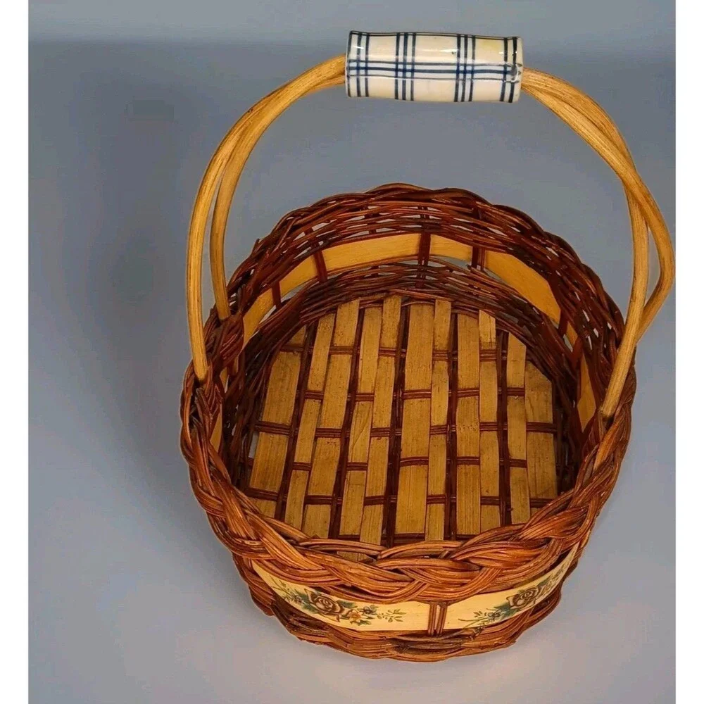 Wicker Woven Basket Porcelain Blue and White Flower Handles 8